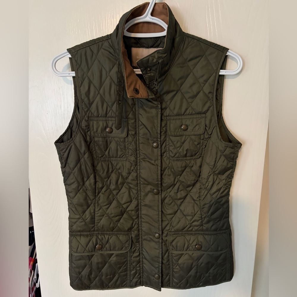 Banana Republic Quilted Green Vest